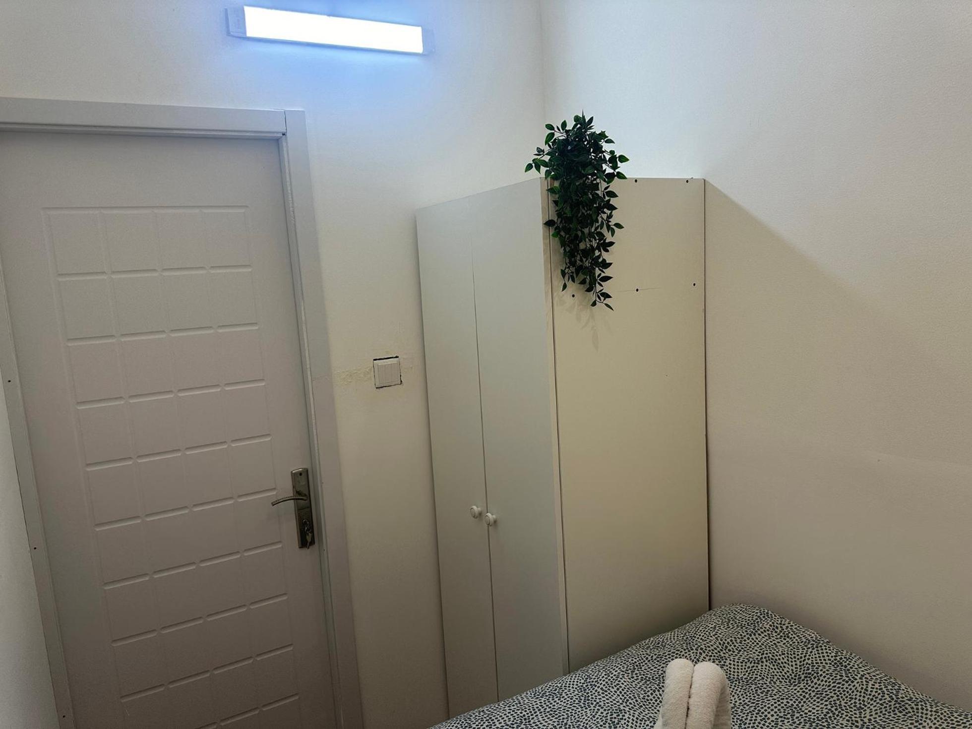 Quiet Partition Room In Tecom Barsha Heights Dubai Exterior foto